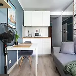 Golden Apartments - Cozy Studio