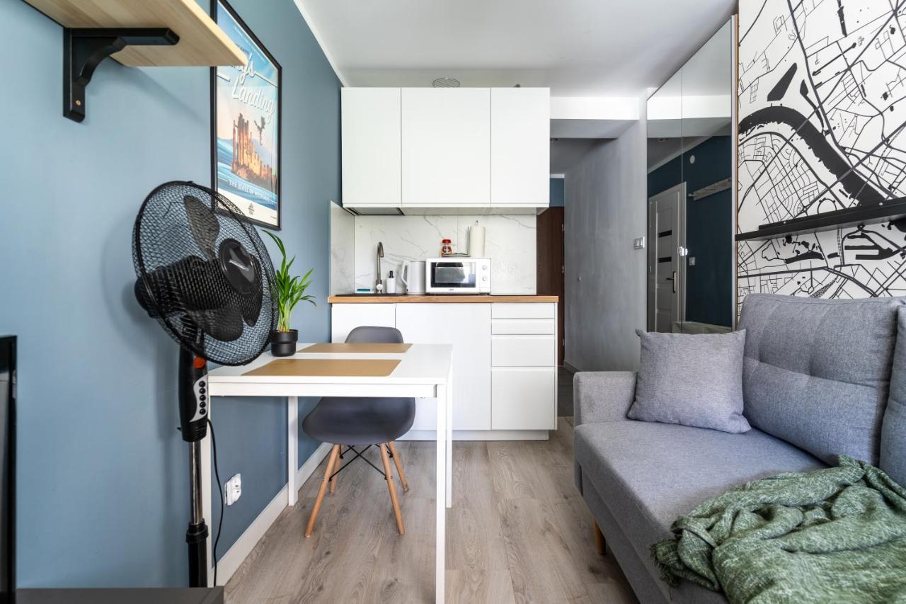 Golden - Cozy Studio Butas